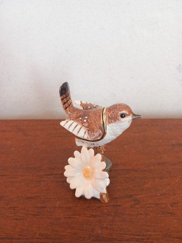 Enamel wren trinket pill - enamel, trinket,