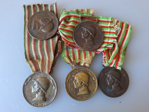 Lotto medaglie militari - 5,
