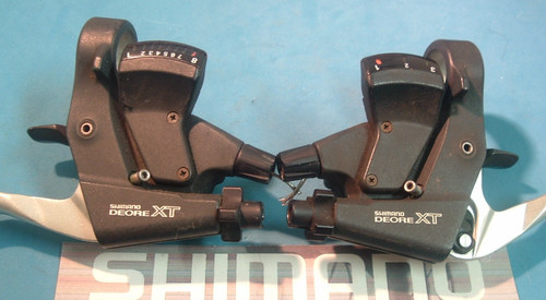 Shimano deore 3x8v - 3x8v, st-m739