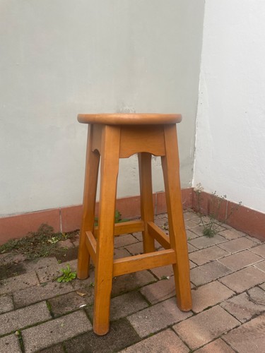 Sgabello legno bancone - di,