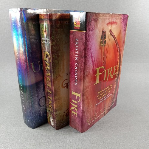 Kristin cashore graceling - graceling, fire