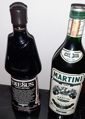 Bottiglie vintage martini e - martini,