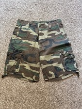 Marc Jacobs Military Camo Cargo Shorts Size SM Regular (27'-31") PRE OWNED