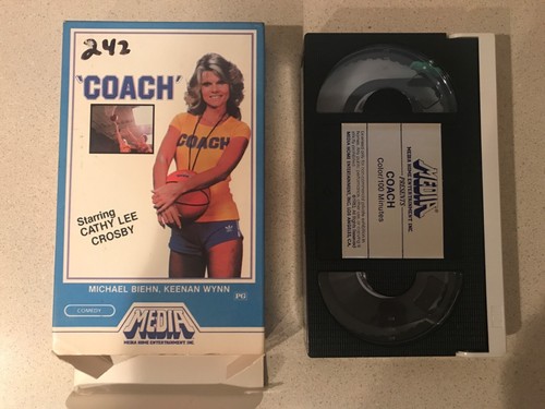 Coach beta 1983 media - coach, full