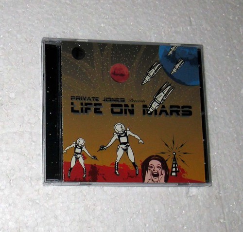 Private jones life mars - private,
