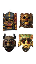 Lotto 4 Maschere tribali  in legno - differenti provenienze etniche -