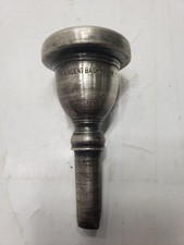 Boccaglio per tuba Vincent Bach Corp 24AW coppa profonda bordo tondo largo 31,25 mm