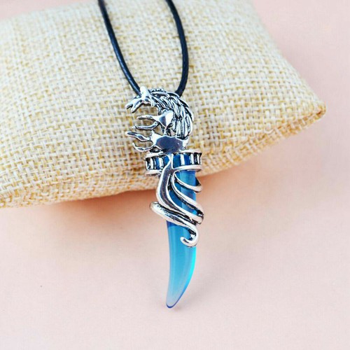 Collana con pendente dente - con,