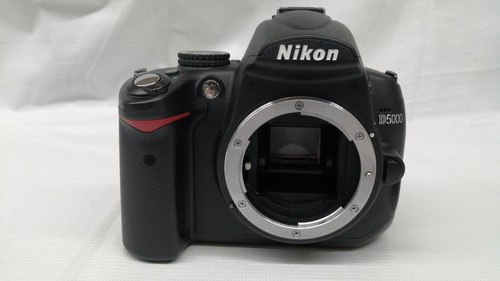 Nikon d5000 kit obiettivo - nikon,