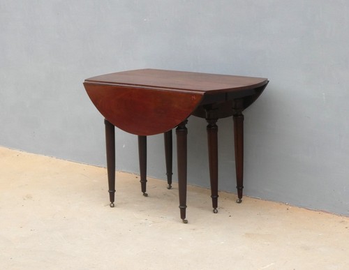Tavolo tondo allungabile - , a