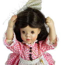 Bambola in legno Sweet Anri