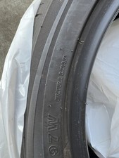 gomme 245 40 18 estive