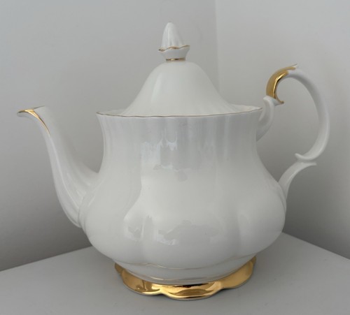 Royal albert val teapot - royal,
