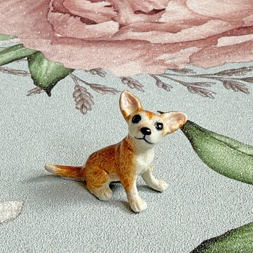 Chihuahua puppy dog minifig - chihuahua,