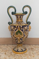 Antico vaso in maiolica con
