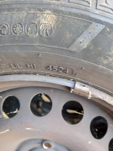 Gomme con cerchi per renault - con,