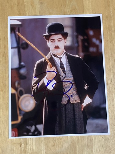 Robert downey chaplin hand - jr,