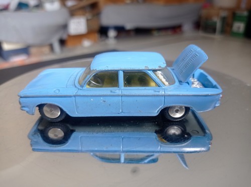 Corgi toys 229 chevrolet - corgi,