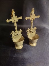 Acquasantiera crocifisso