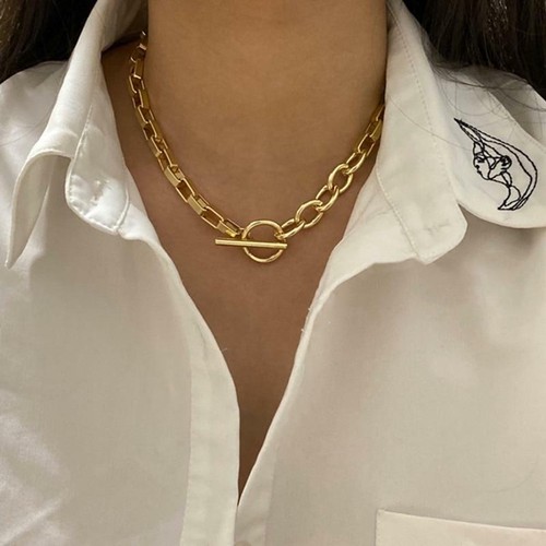 Collana oro con chiusura a - oro,