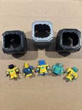 ROBO MONSTERS Gli Ardenti  Lotto 5 pezzi  E 3 Capsule GIOCHI PREZIOSI 1993