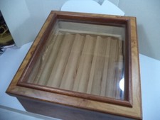 Vetrina in Legno radica