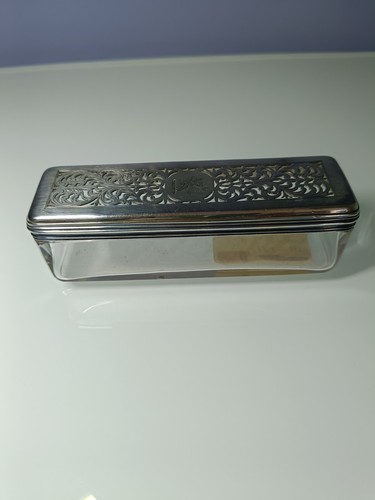 Antica scatola toilette - da,
