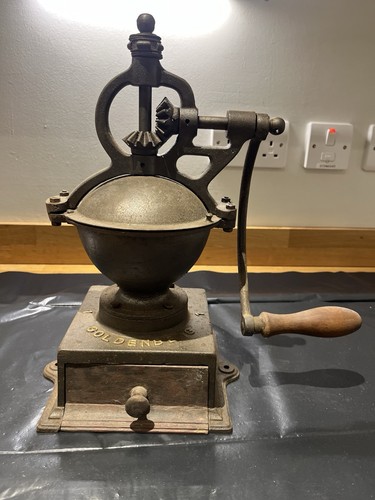 Antique goldenberg co cast - &,