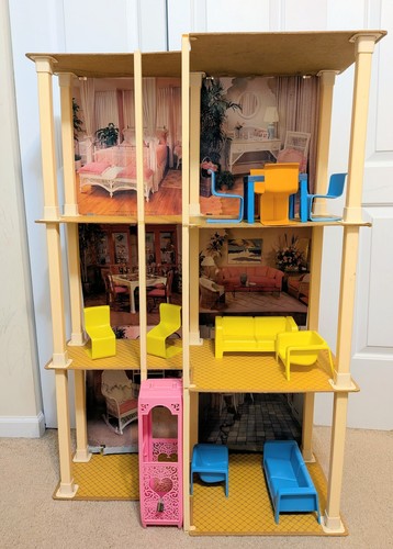 Barbie dream townhouse - barbie,