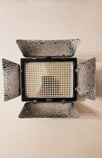 YONGNUO YN300 II Luce video portatile telecomando come nuovo