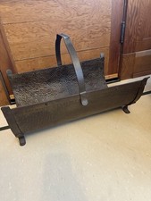 Porta tronchi per camino in