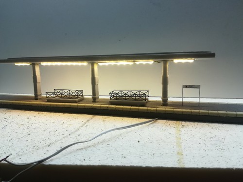 Banchina stazione plastico - banchina,