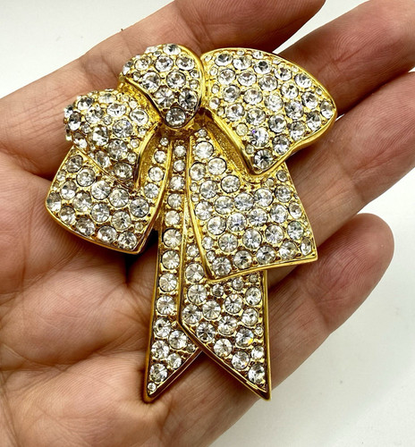 Spilla fiocco strass