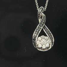 Collana ciondolo nodo anello