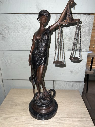 Armann bronzo giustizia - ,
