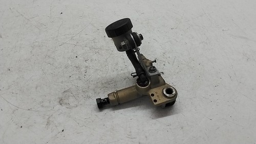 Ducati 900 95 pompa - 95,