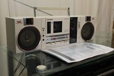 SHARP QT-37H STEREO RADIO REGISTRATORE CASSETTE GHETTOBLASTER BOOMBOX JAPAN MANUTENZIONE
