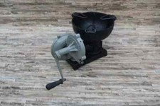 Antico forno fucinato da fabbro vintage con maniglia tipo pedale ventilatore ...