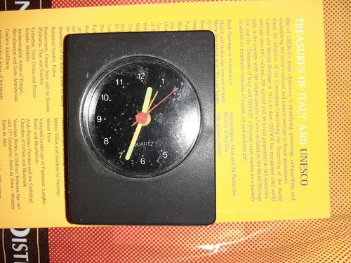 Sveglia analogica quartz - sveglia,