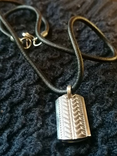 Collana con piastra lotus - con, "lotus"
