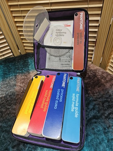 Pantone formula guide con - guide,