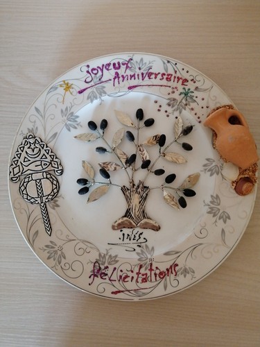 Vecchio piatto ornamentale