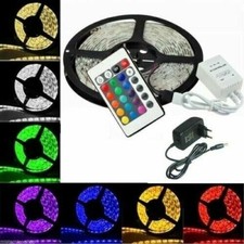 Striscia LED SMD 5050 RGB IP65 5 Metri con Alimentatore e Telecomando Inclusi