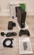Xbox 360 S 4GB completa in