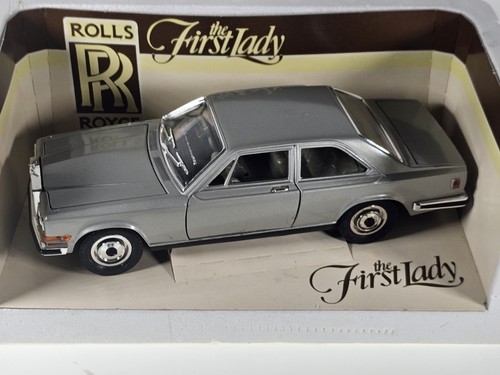 Modellino auto burago - auto, 1:21