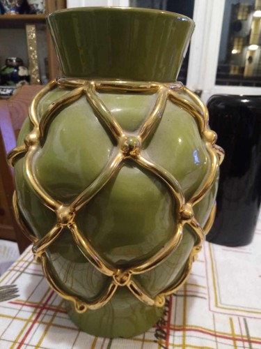 Vaso ceramica verde con - in,