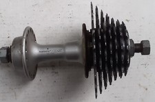 Mozzo ruota posteriore marcato SHIMANO 105 con cassetta per bici corsa