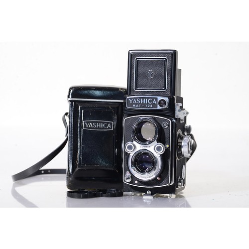 Yashica mat124 mat 124 - /,