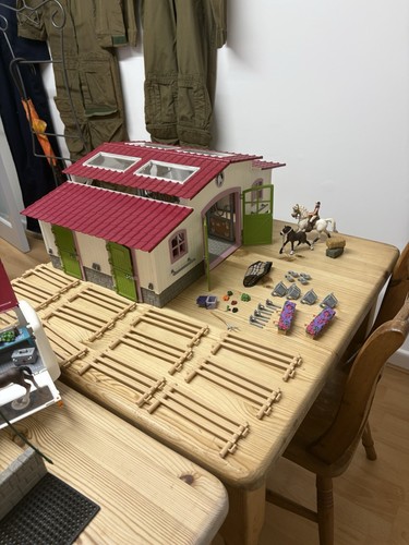 Schleich horse club sets in - 4,