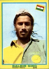 figurina Mira Campionissimi 1968 # 375 Hockey prato Balbir Sing